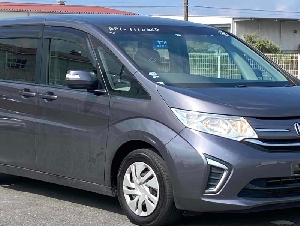 2017 HONDA STEPWAGON G