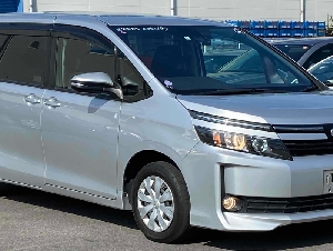 2016 TOYOTA VOXY